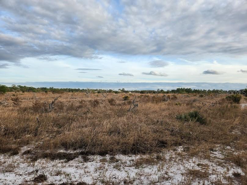 OAKRIDGE ESTATES - Land