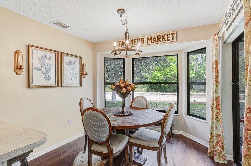 CYPRESS LAKES - Residential