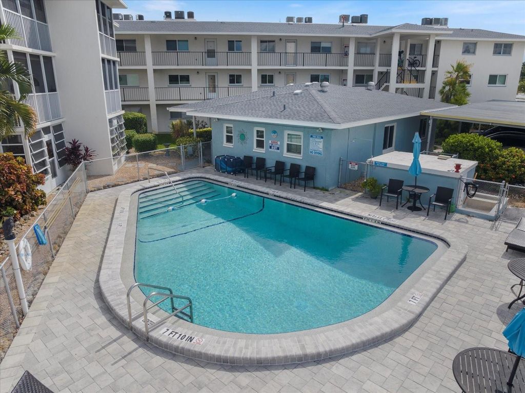 Photo of 708 Tamiami Trail S #306, Venice, FL 34285 (MLS # N6140430)