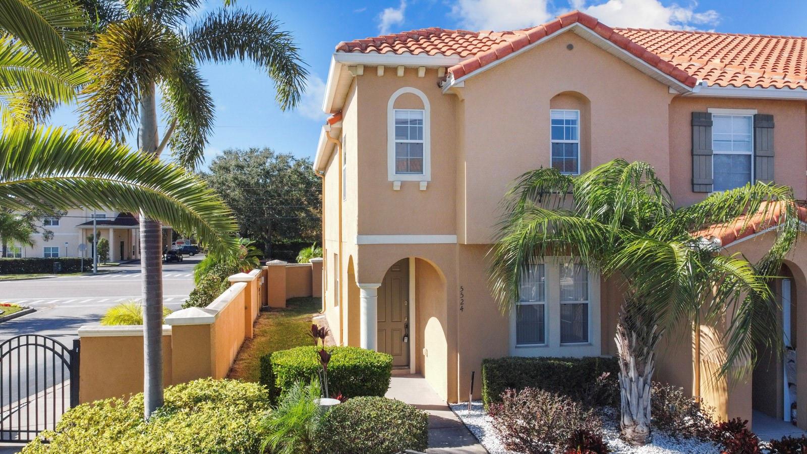 5524 PARADISE CAY CIRCLE
