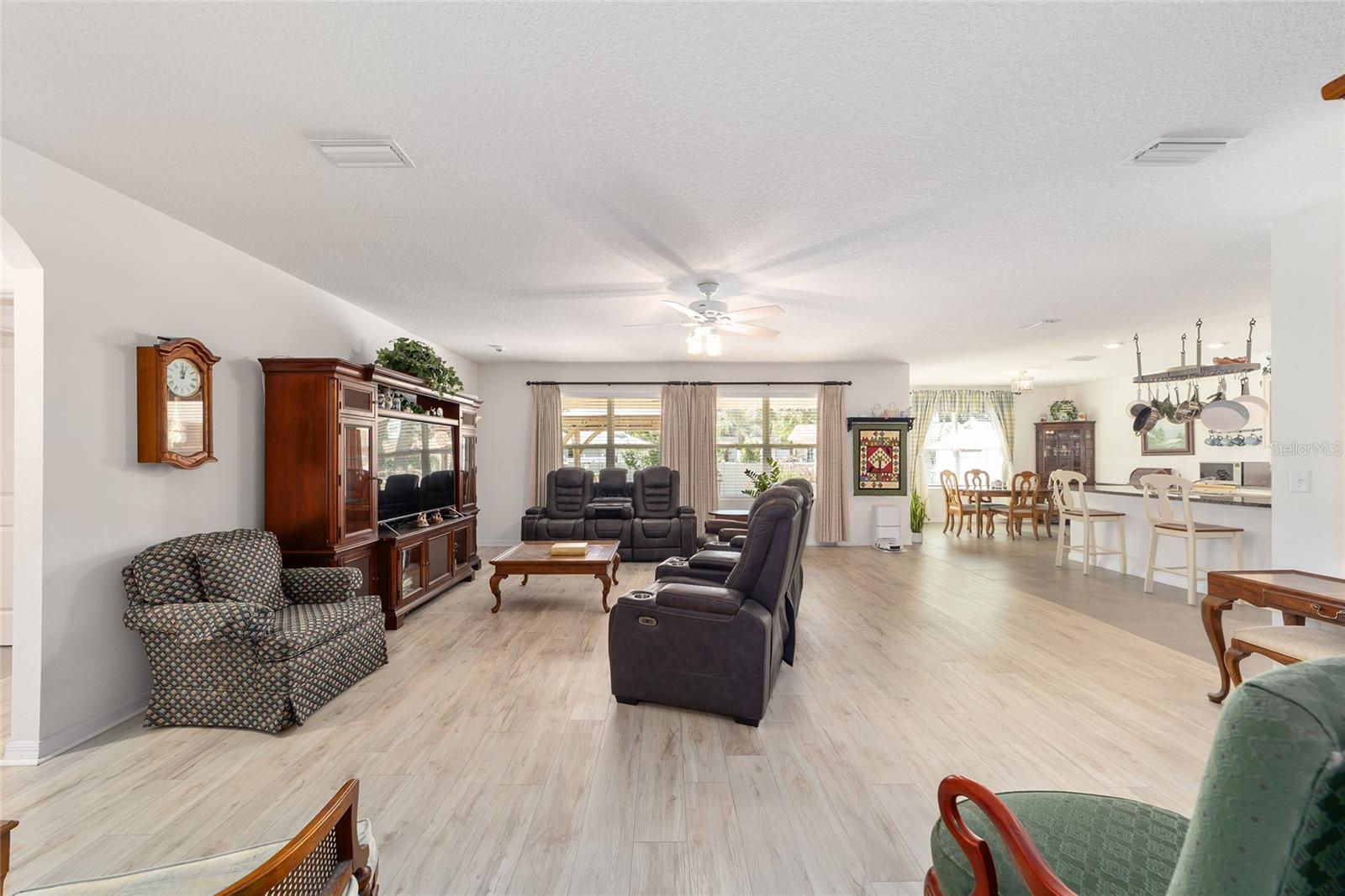 ALDERBROOK SUMMIT PLACE - Residential