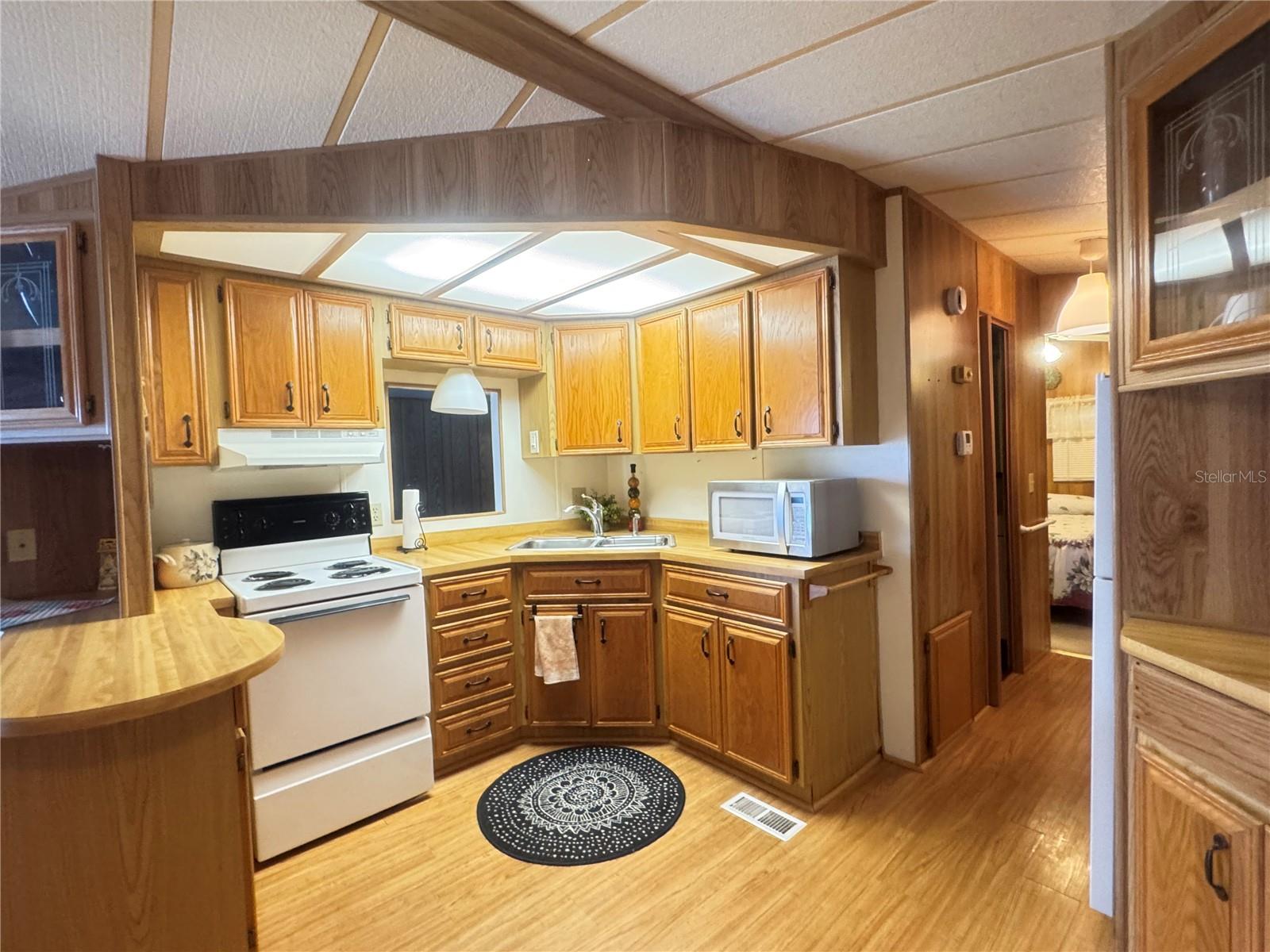 AMERICAN CONDOMINIUM PARKS - ZEPHYRHILLS - Residential