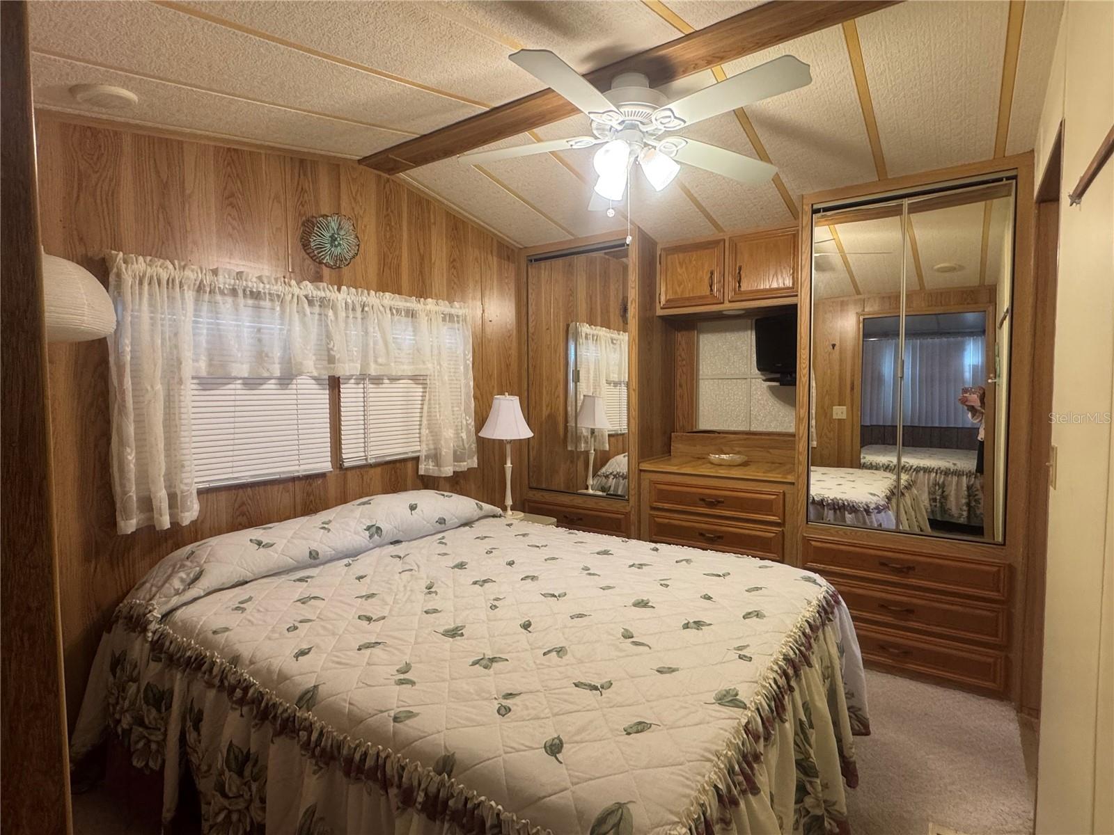 AMERICAN CONDOMINIUM PARKS - ZEPHYRHILLS - Residential