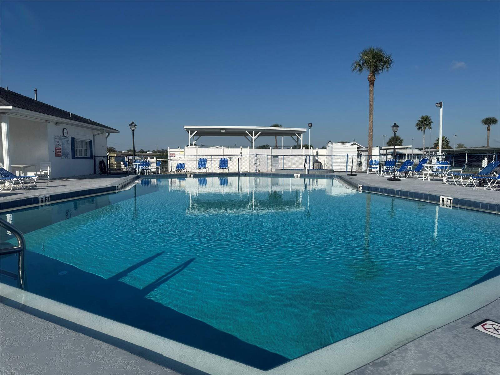 AMERICAN CONDOMINIUM PARKS - ZEPHYRHILLS - Residential