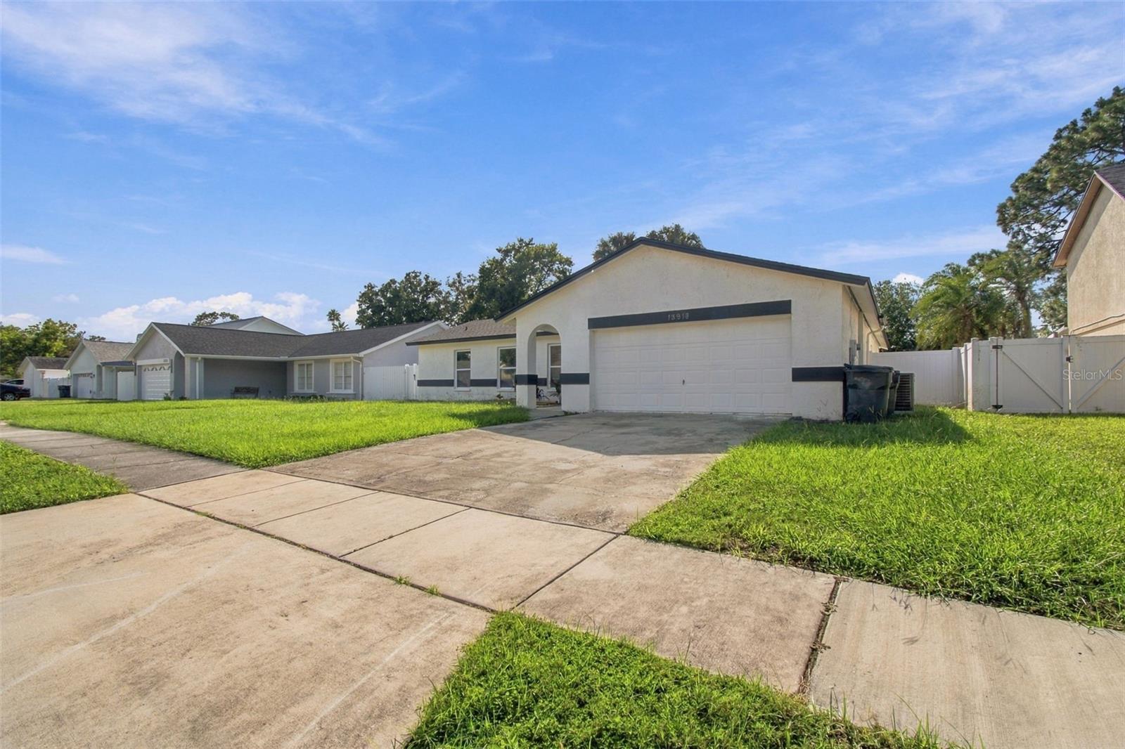 13918 BRIARDALE LANE