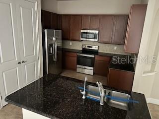 PLANTATION BAY SEC 2E-5 UN 3 - Residential