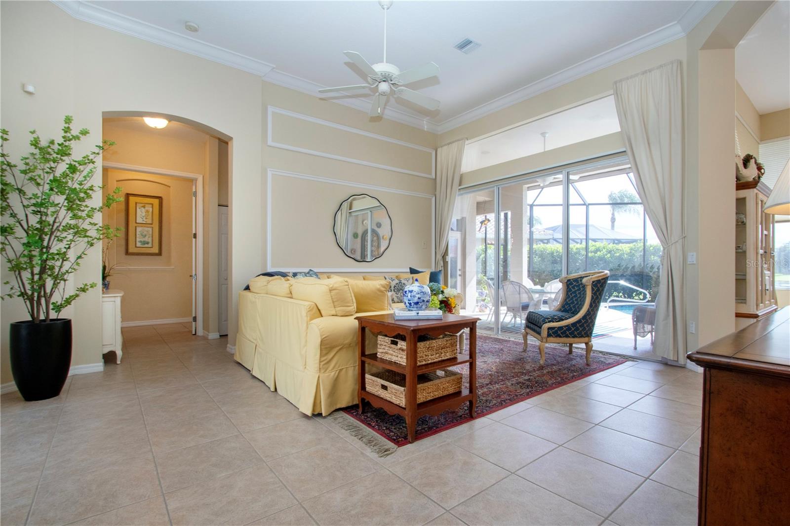 THE LAKES OF JACARANDA - Residential