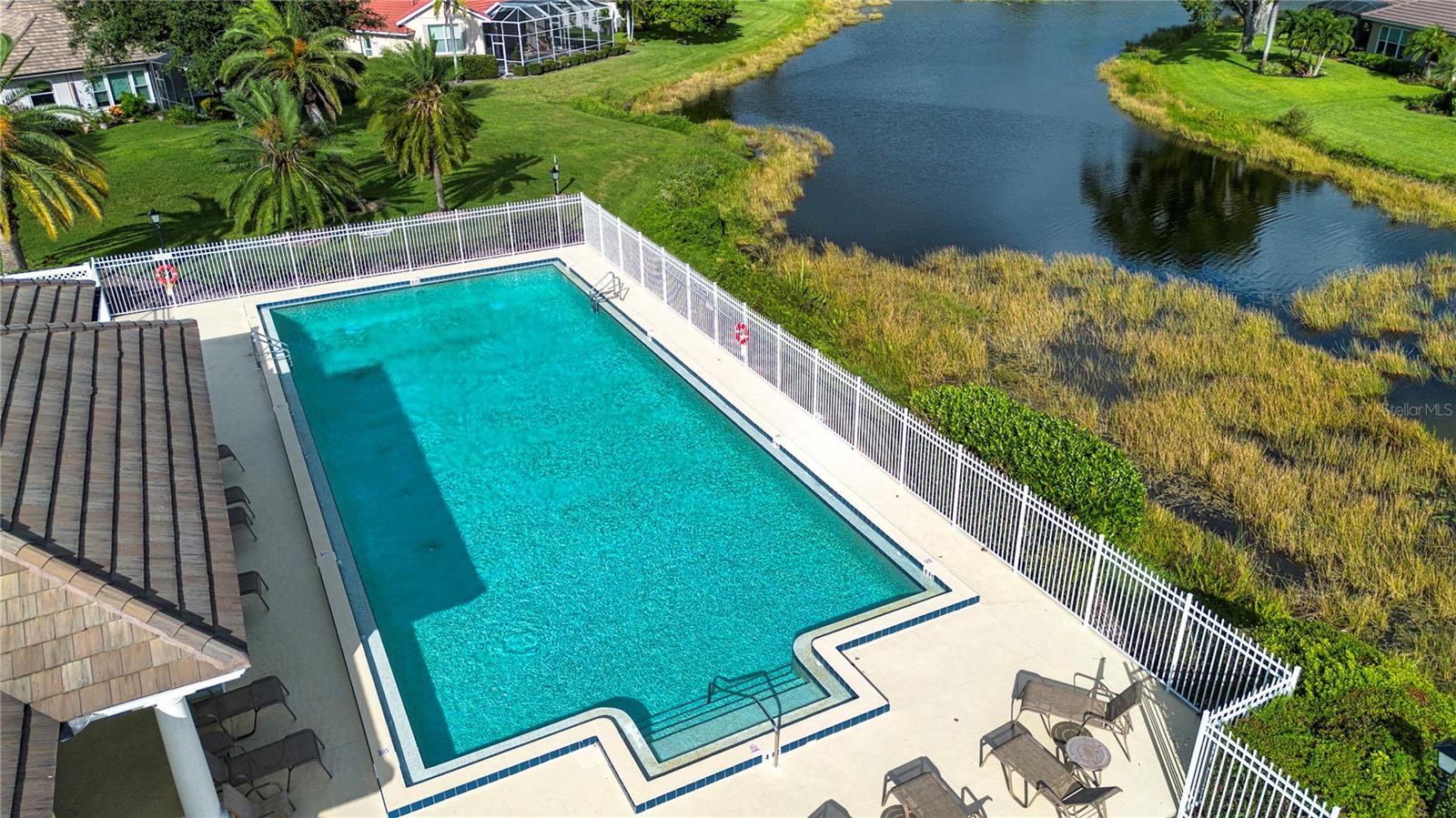 THE LAKES OF JACARANDA - Residential