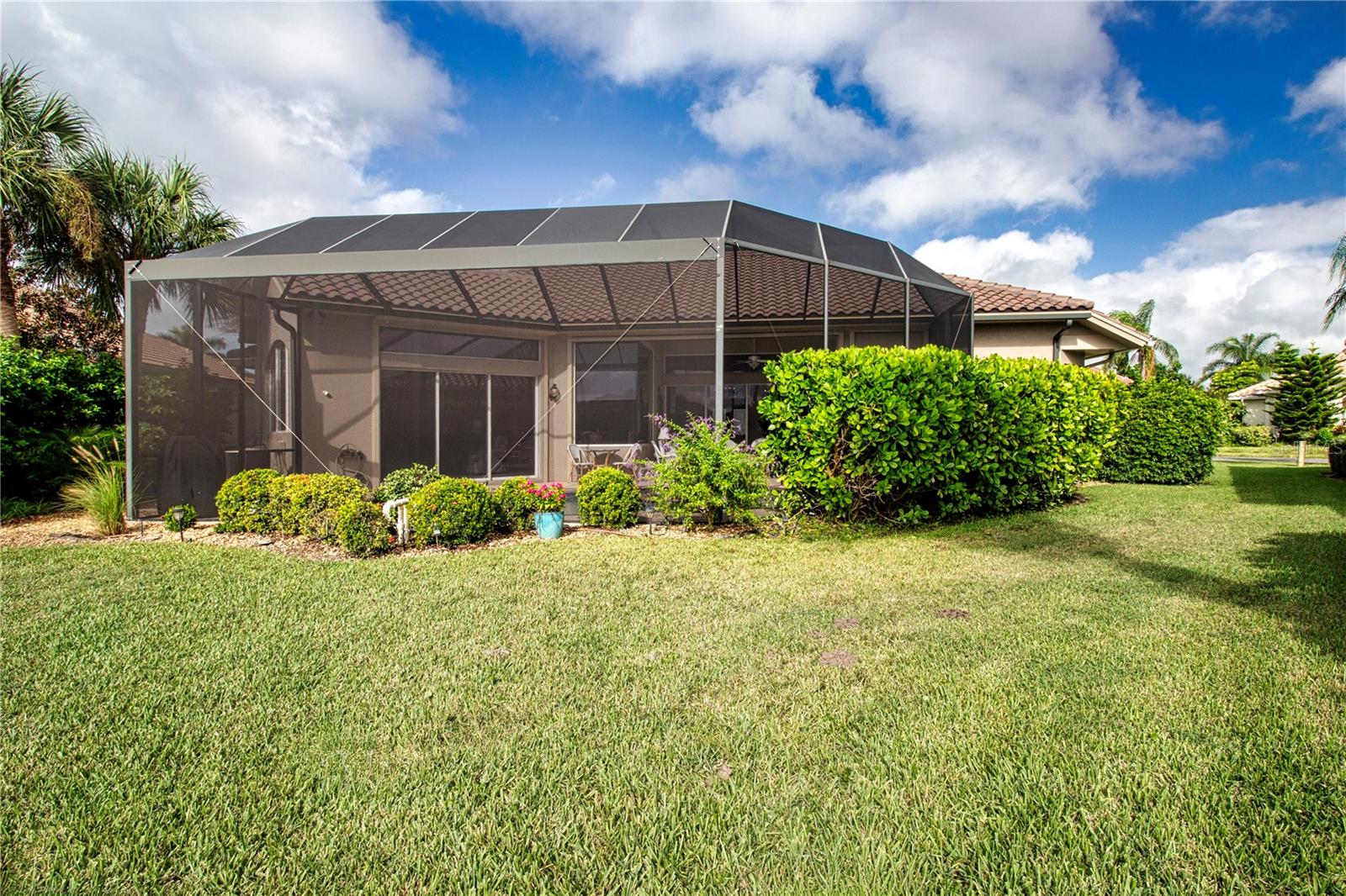 THE LAKES OF JACARANDA - Residential