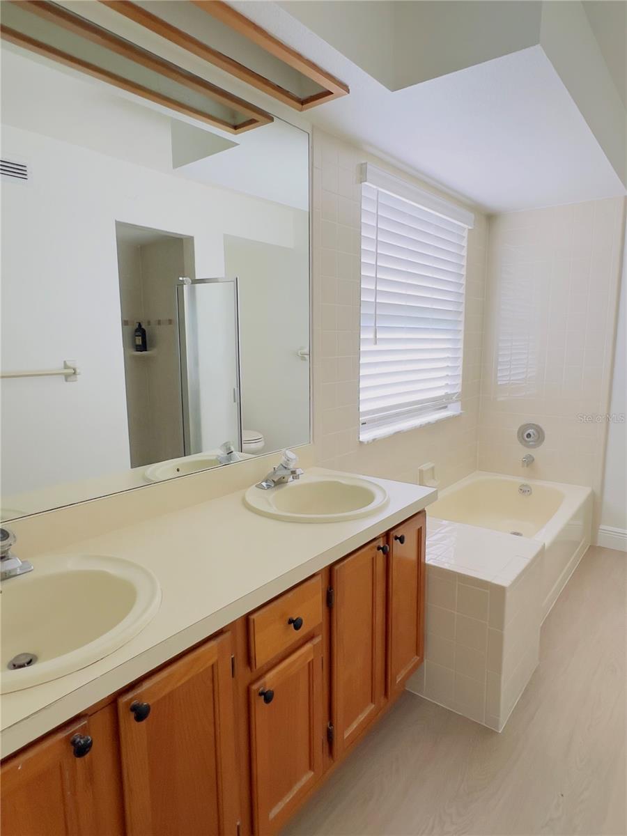 DEER RUN UNIT 20 - Residential