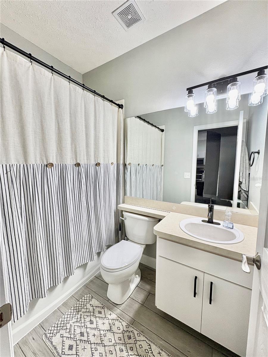 WOODLAND VILLAGE AT SHADOW RUN - Residential