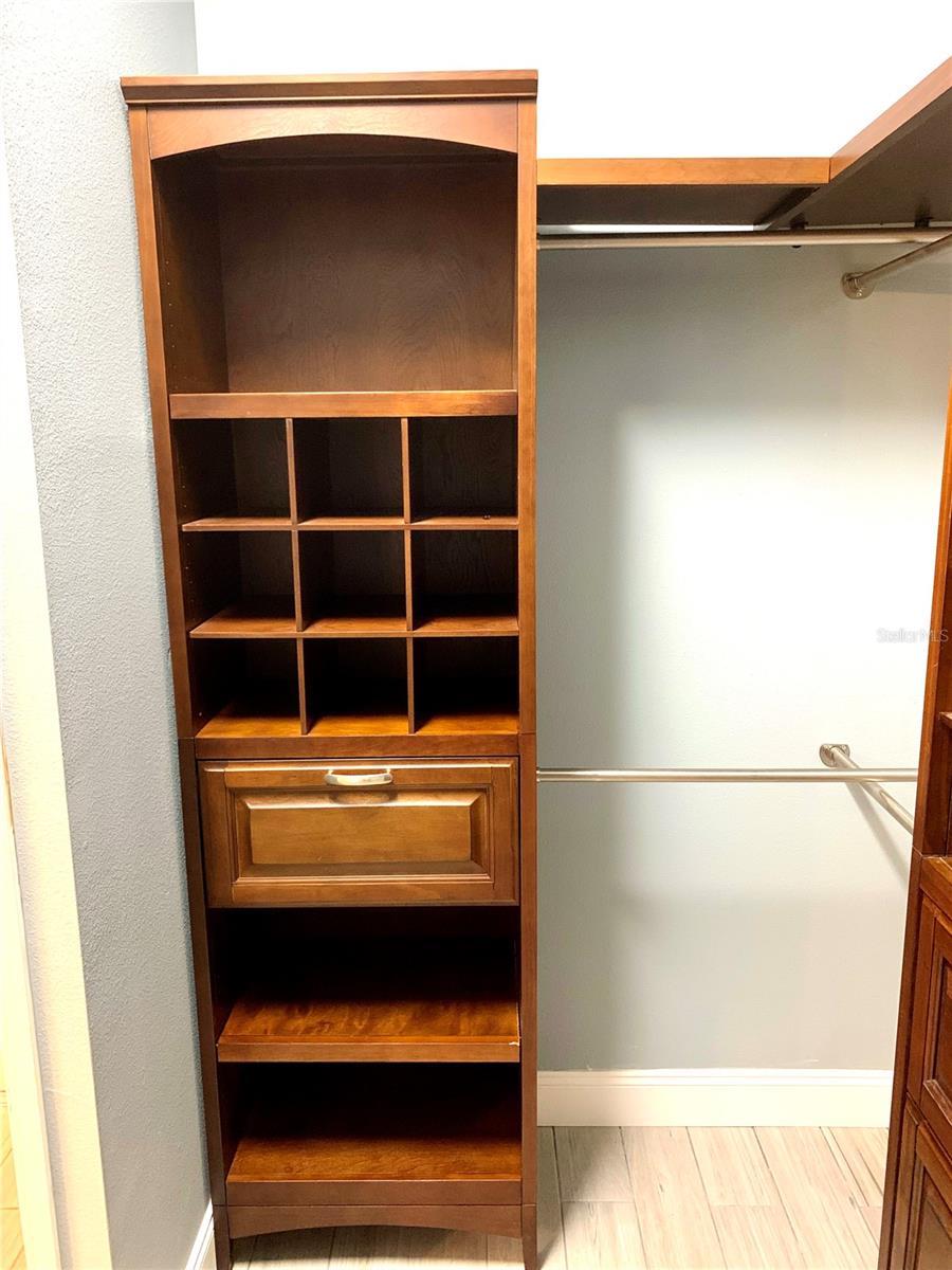 WOODLAND VILLAGE AT SHADOW RUN - Residential