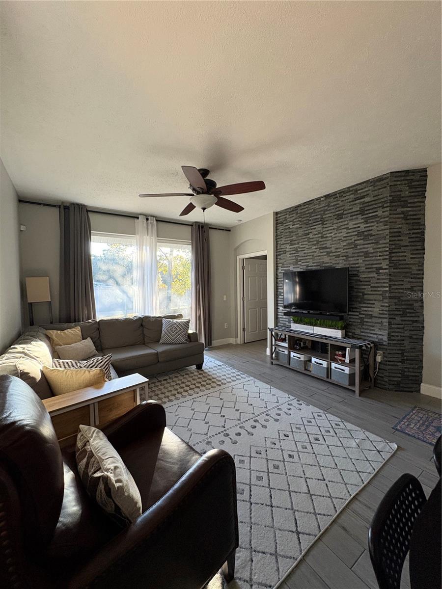 WOODLAND VILLAGE AT SHADOW RUN - Residential