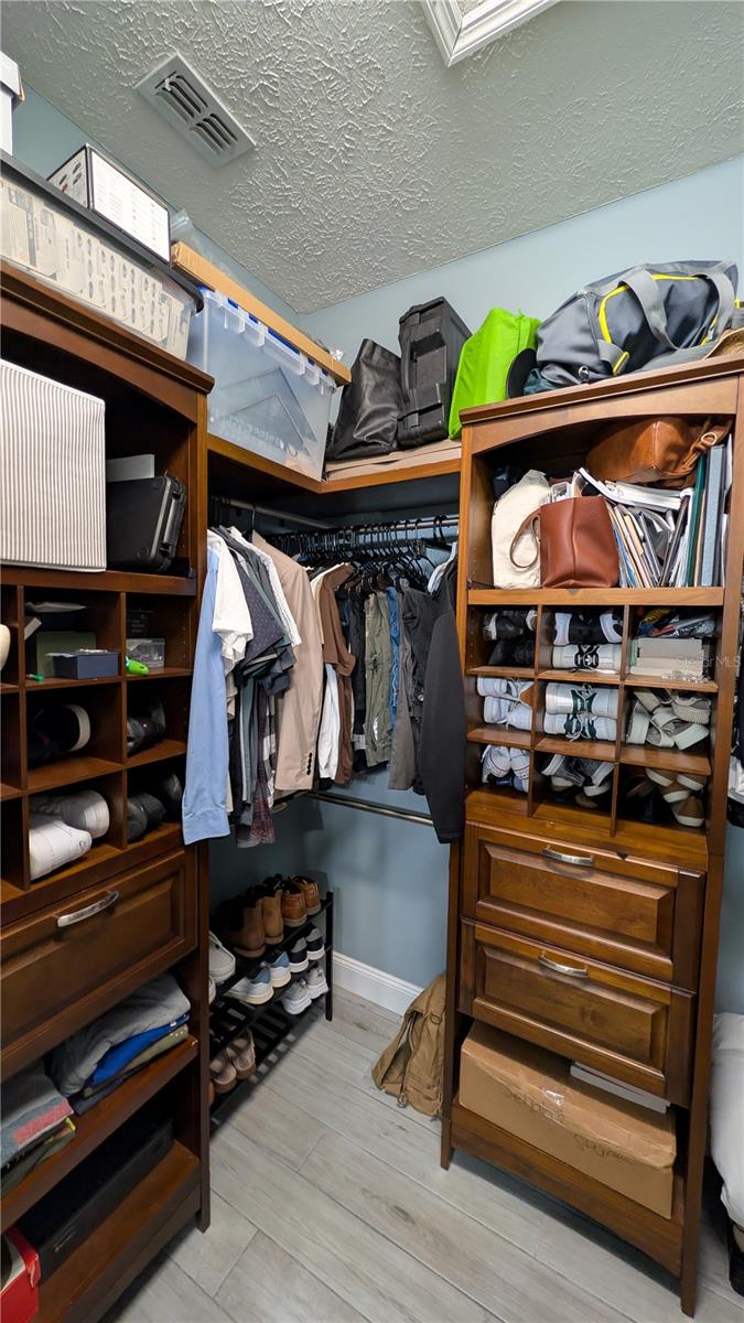 WOODLAND VILLAGE AT SHADOW RUN - Residential