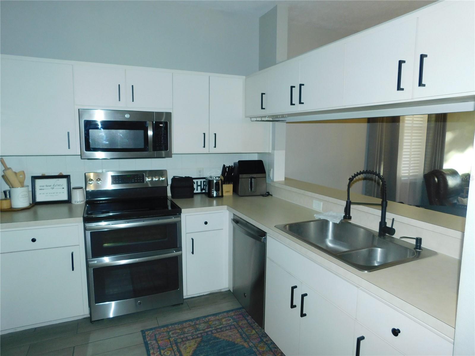 WOODLAND VILLAGE AT SHADOW RUN - Residential