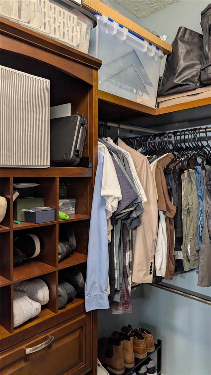 WOODLAND VILLAGE AT SHADOW RUN - Residential