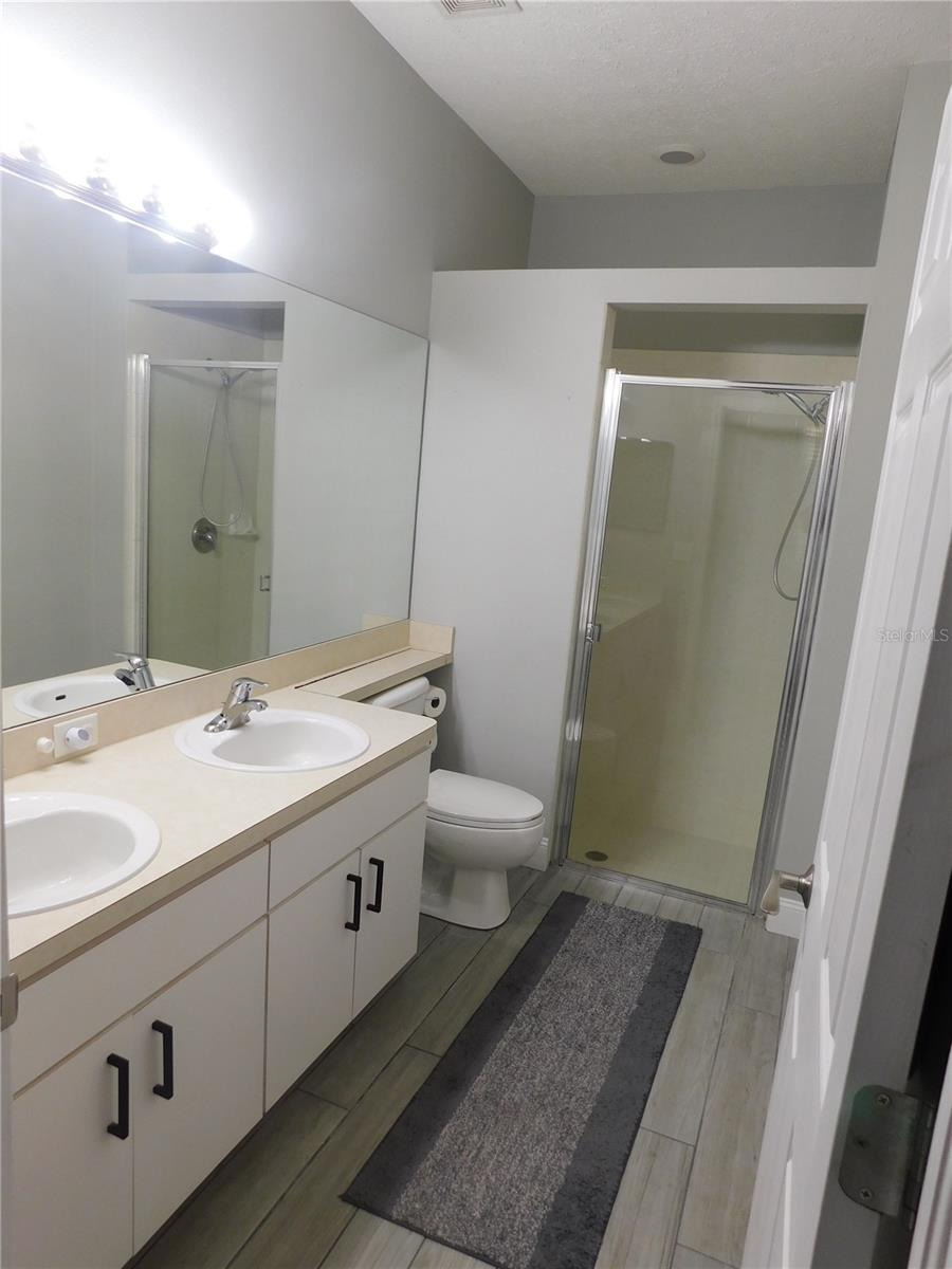 WOODLAND VILLAGE AT SHADOW RUN - Residential