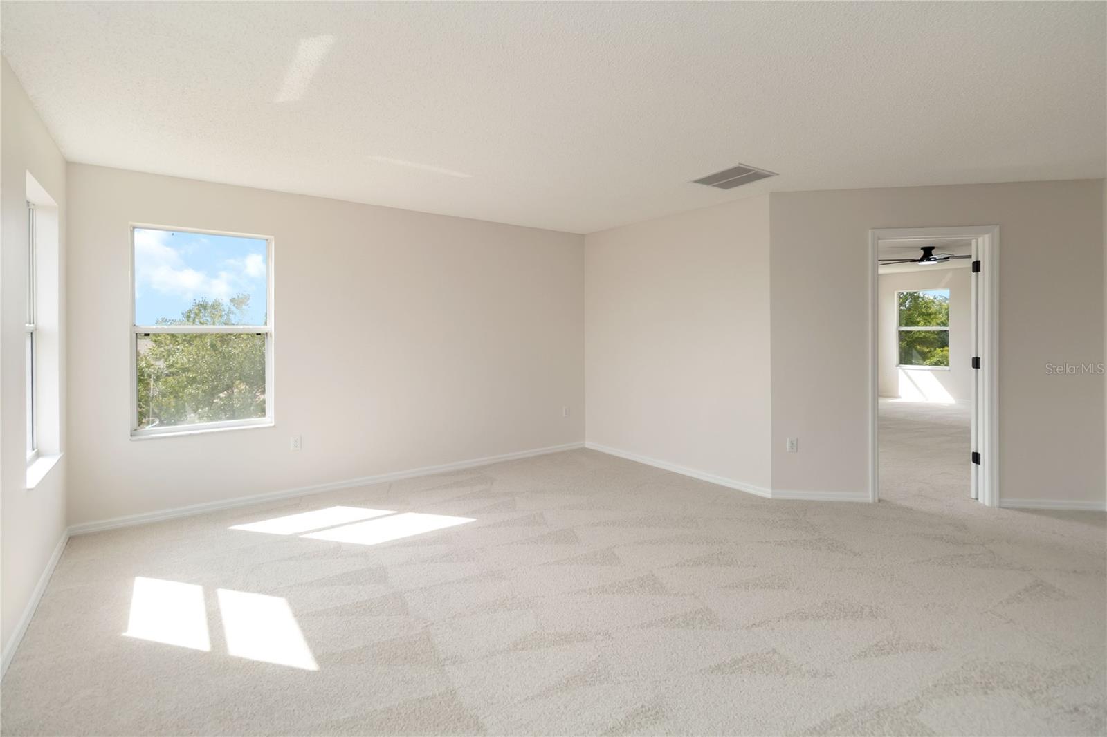 FOUR CORNERS PH 01 - Residential