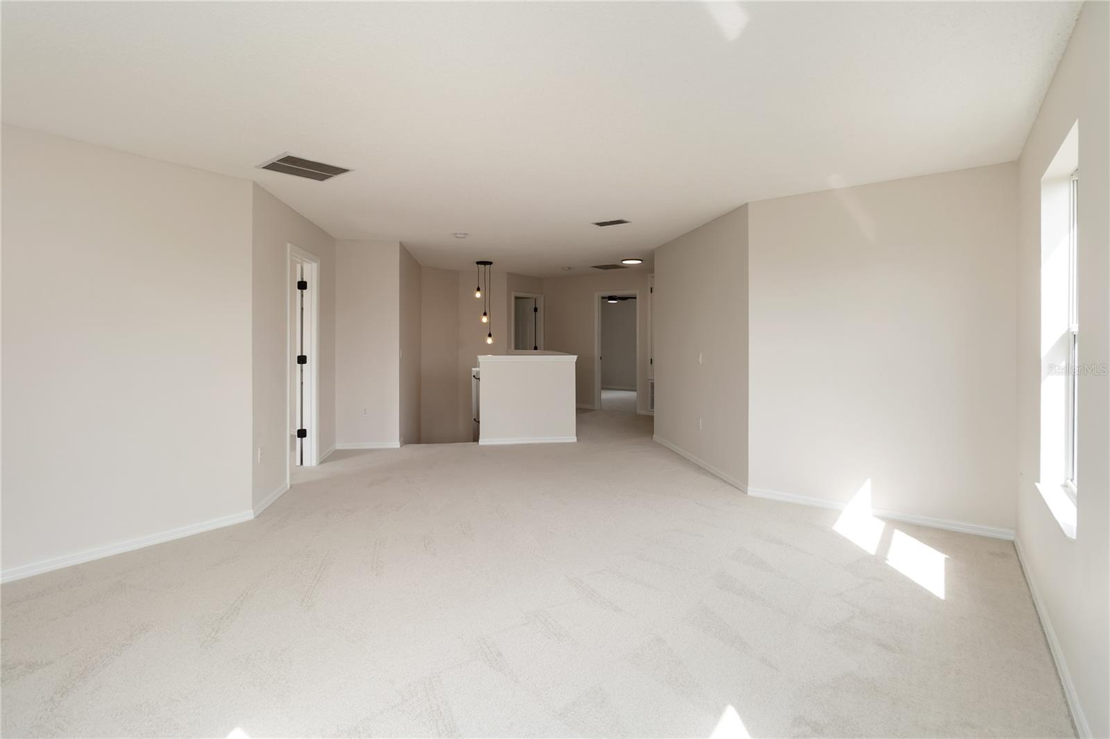 FOUR CORNERS PH 01 - Residential