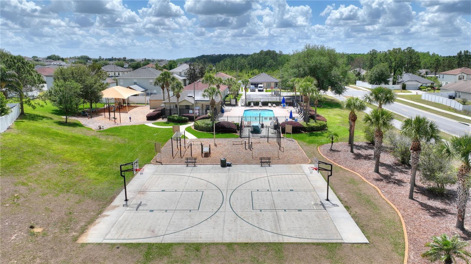 FOUR CORNERS PH 01 - Residential