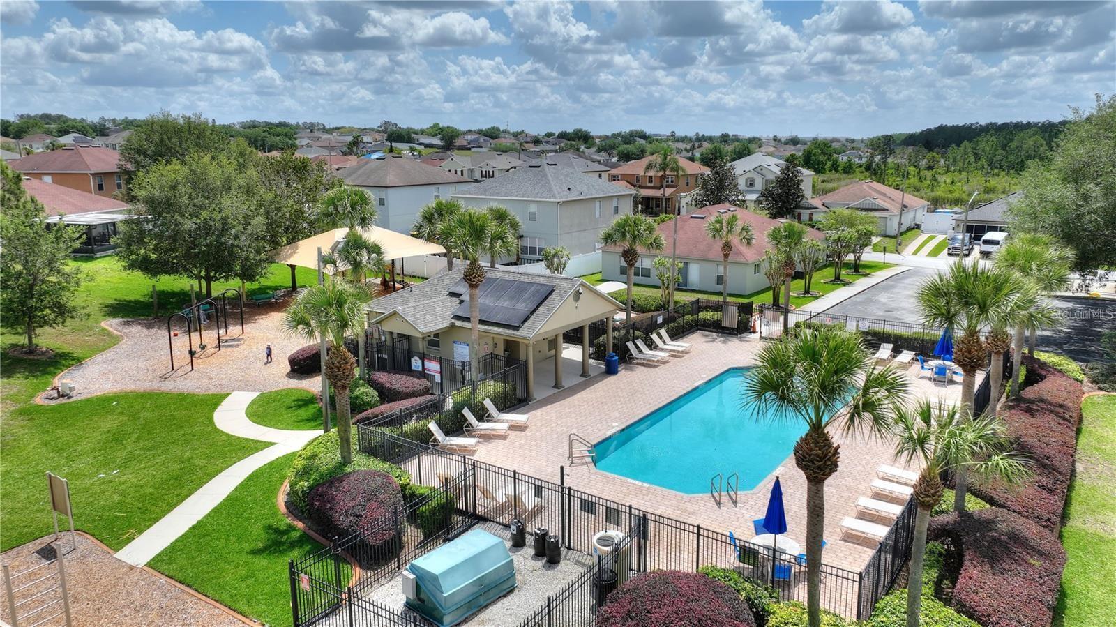 FOUR CORNERS PH 01 - Residential