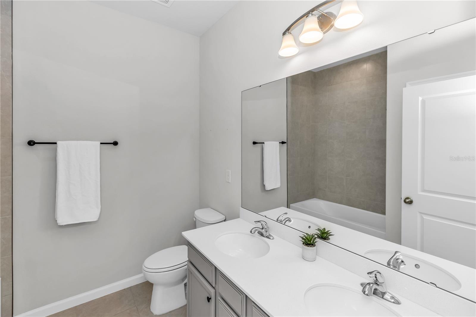 LAKEWOOD PARK PH 1 - Residential