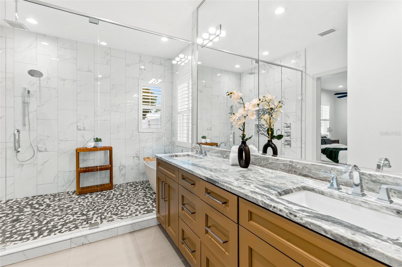 LAKE BRANTLEY ISLES AMD - Residential