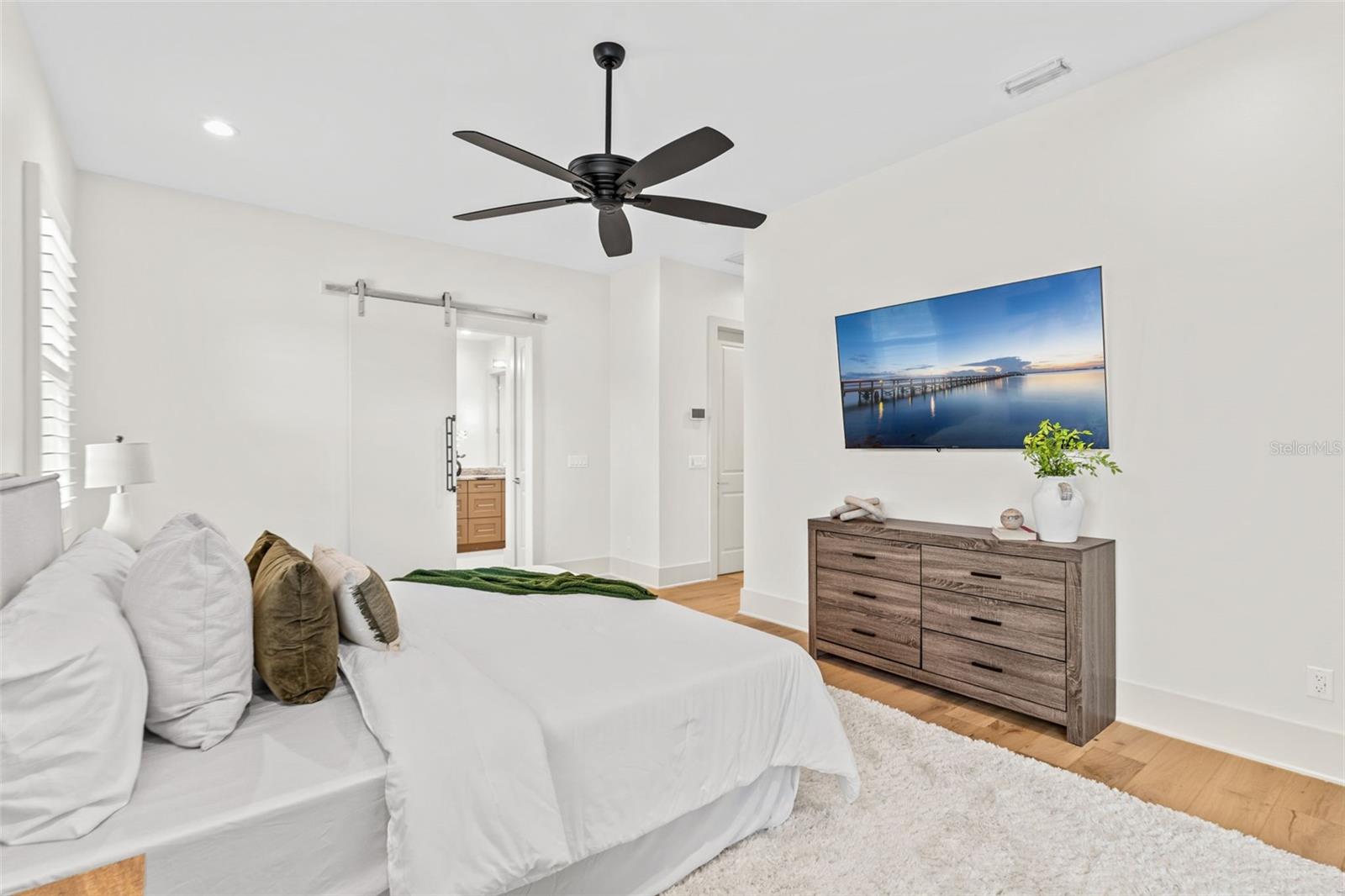 LAKE BRANTLEY ISLES AMD - Residential