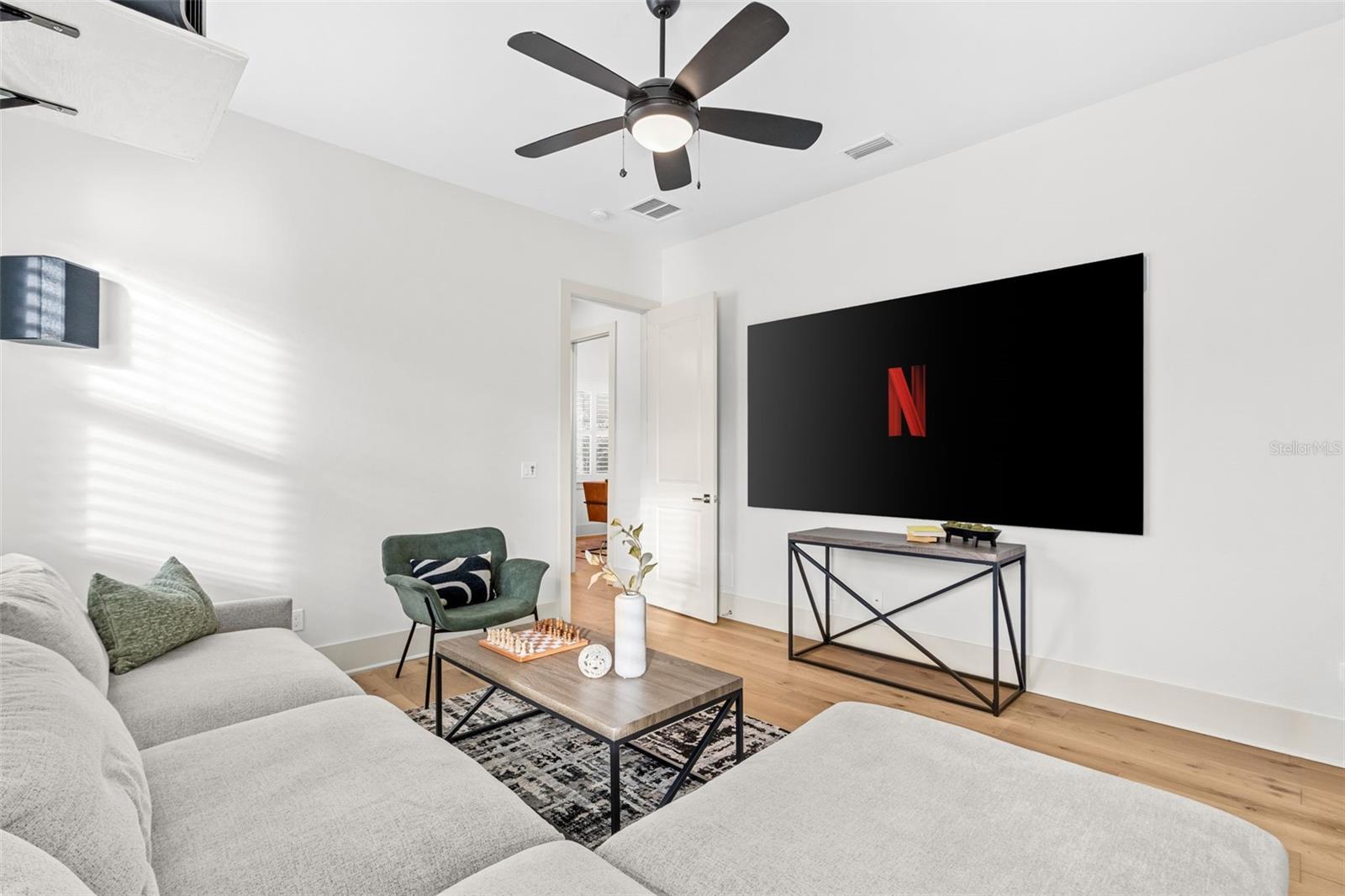 LAKE BRANTLEY ISLES AMD - Residential