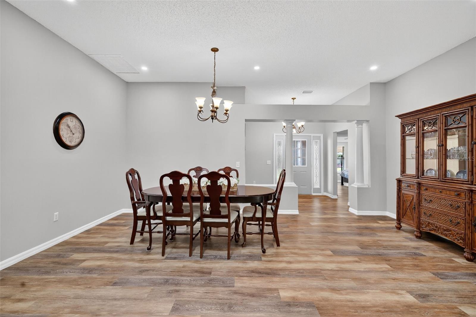 511 LOMA PASEO DRIVE