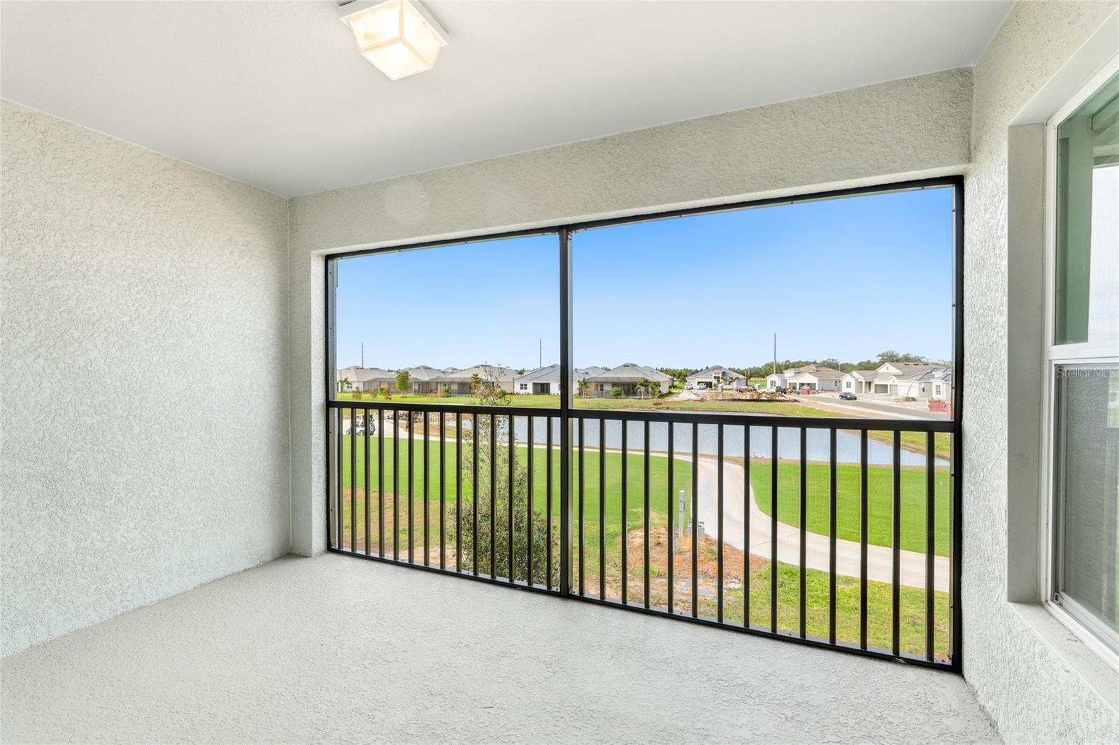 CALUSA COUNTRY CLUB - Residential Lease