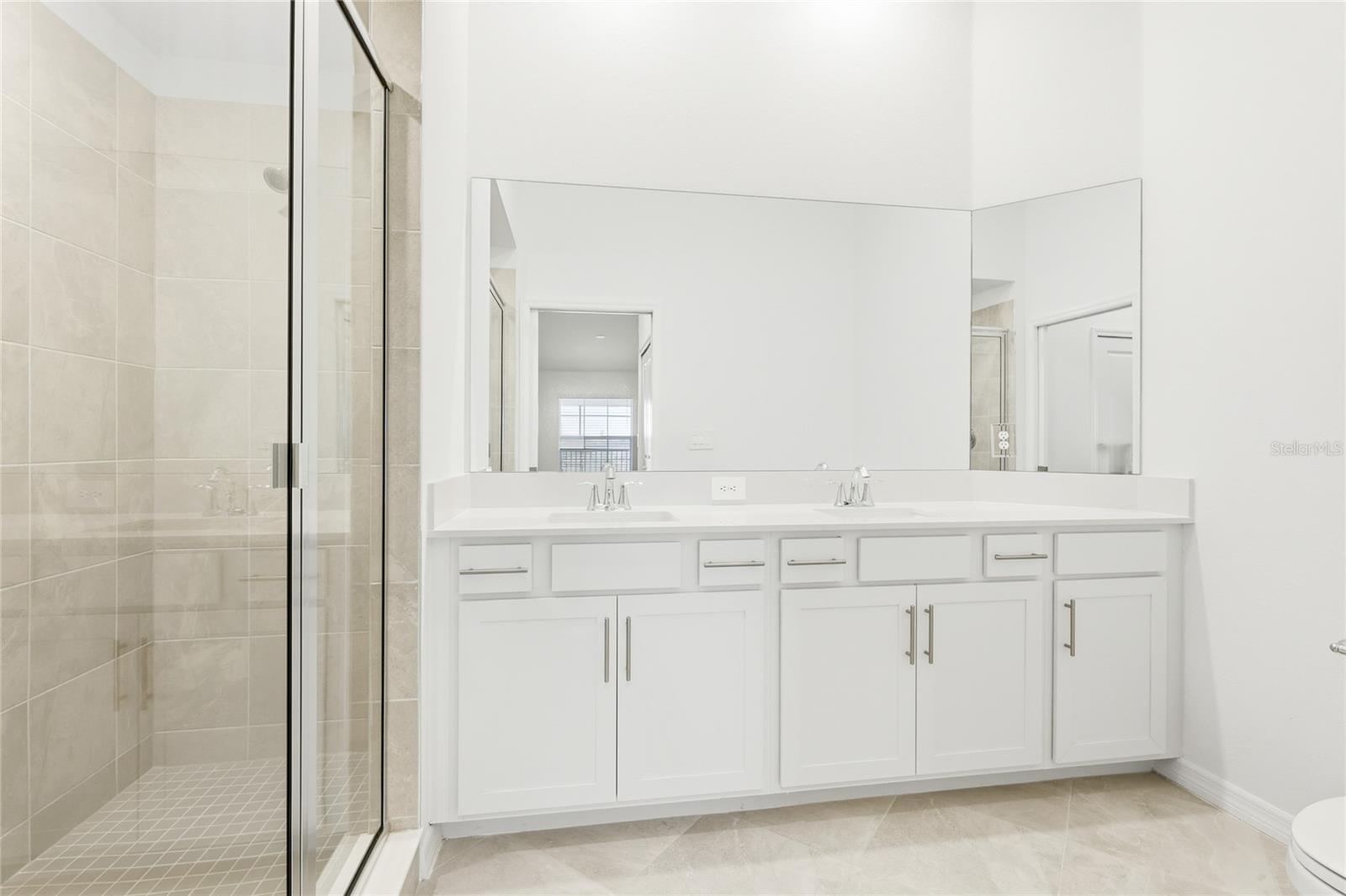 CALUSA COUNTRY CLUB - Residential Lease