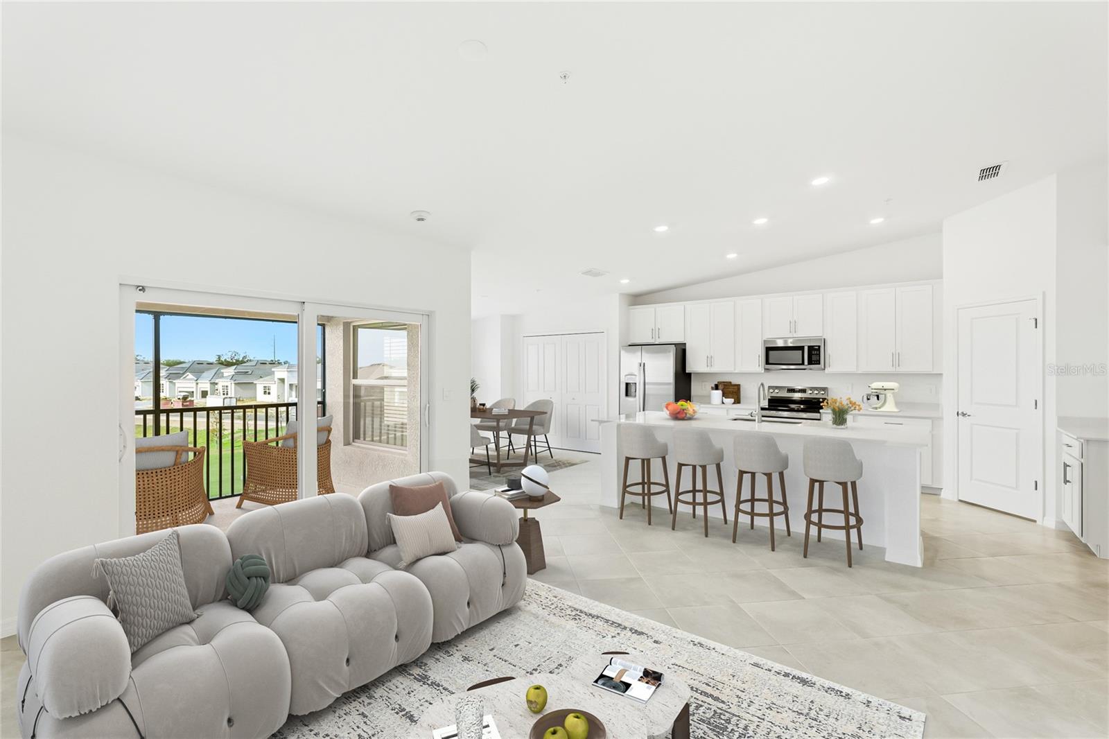 CALUSA COUNTRY CLUB - Residential Lease