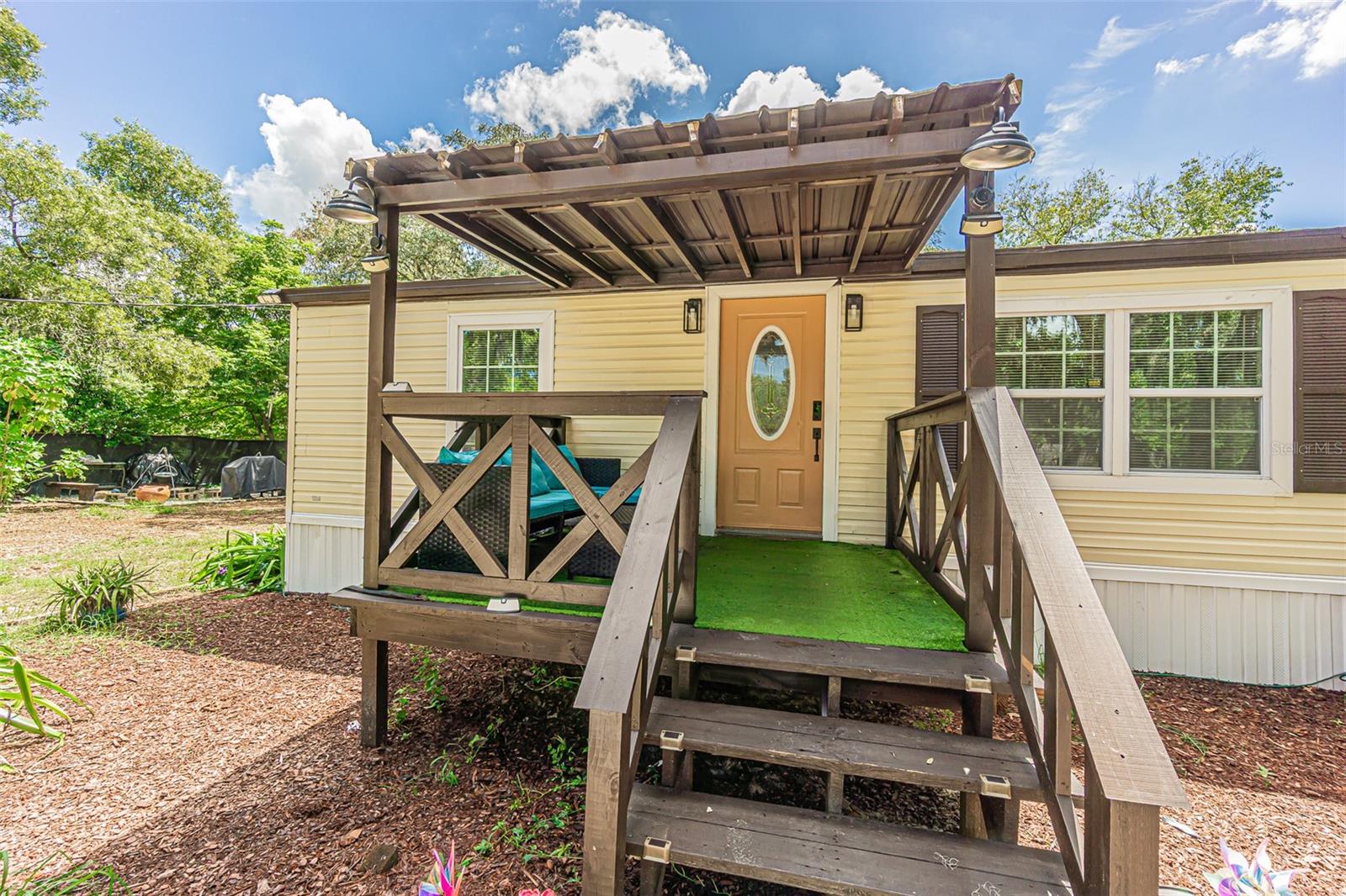 11420 ENGLISH WALNUT STREET