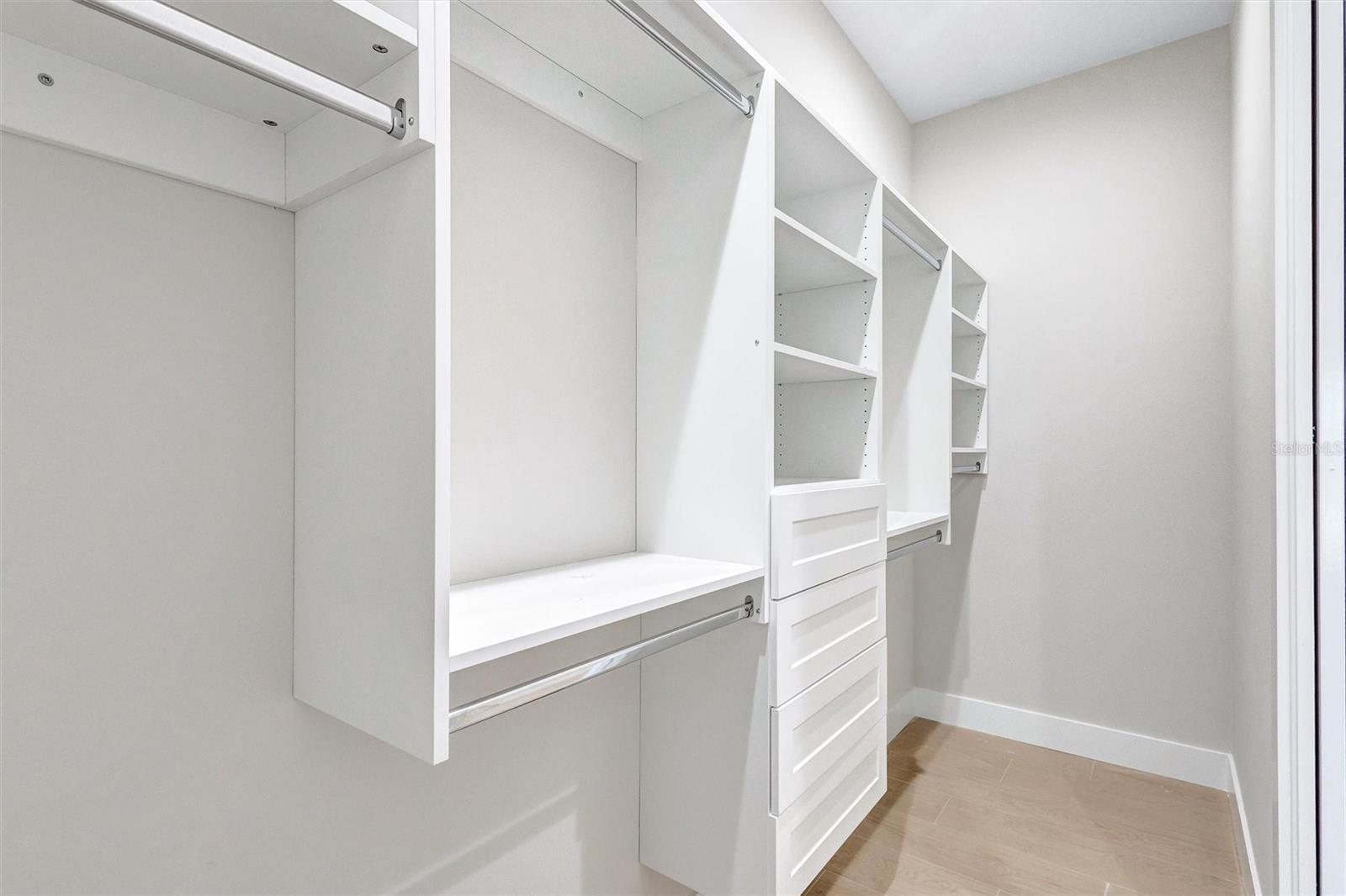 TWIN RIVERS PH V-A4 - Residential