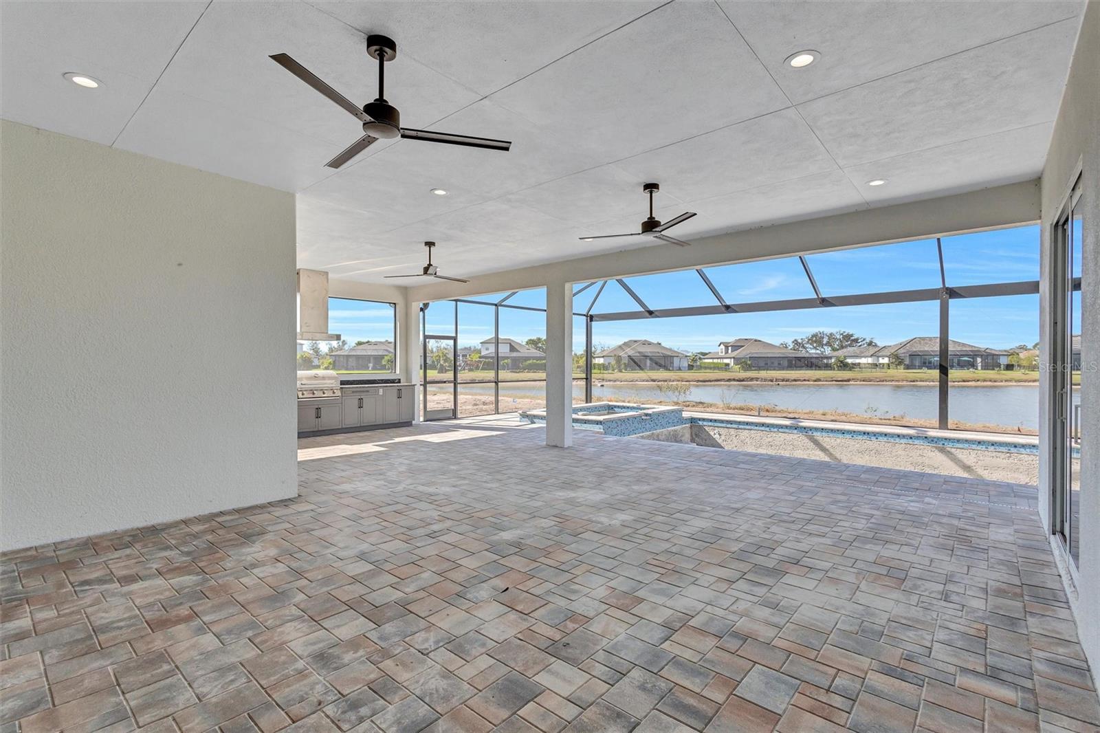 TWIN RIVERS PH V-A4 - Residential