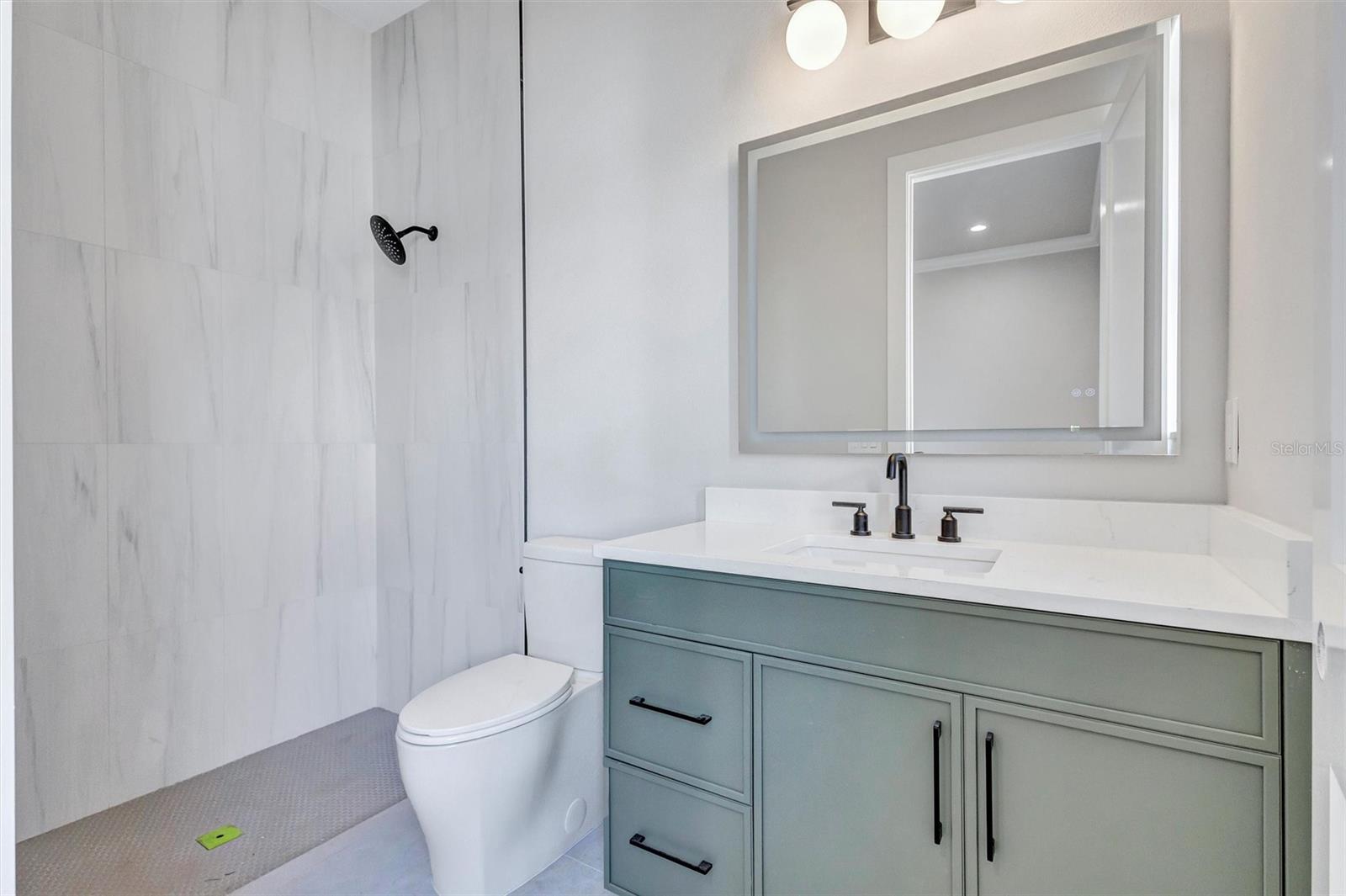 TWIN RIVERS PH V-A4 - Residential