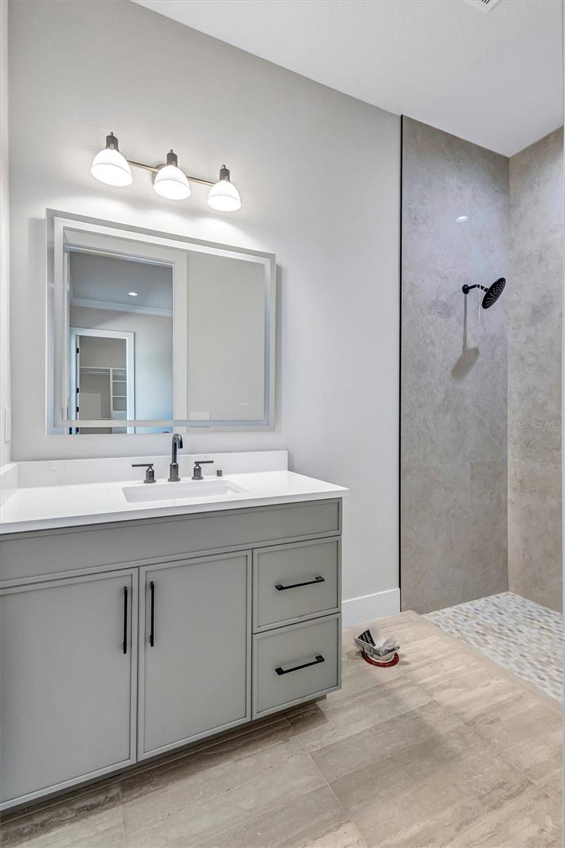 TWIN RIVERS PH V-A4 - Residential