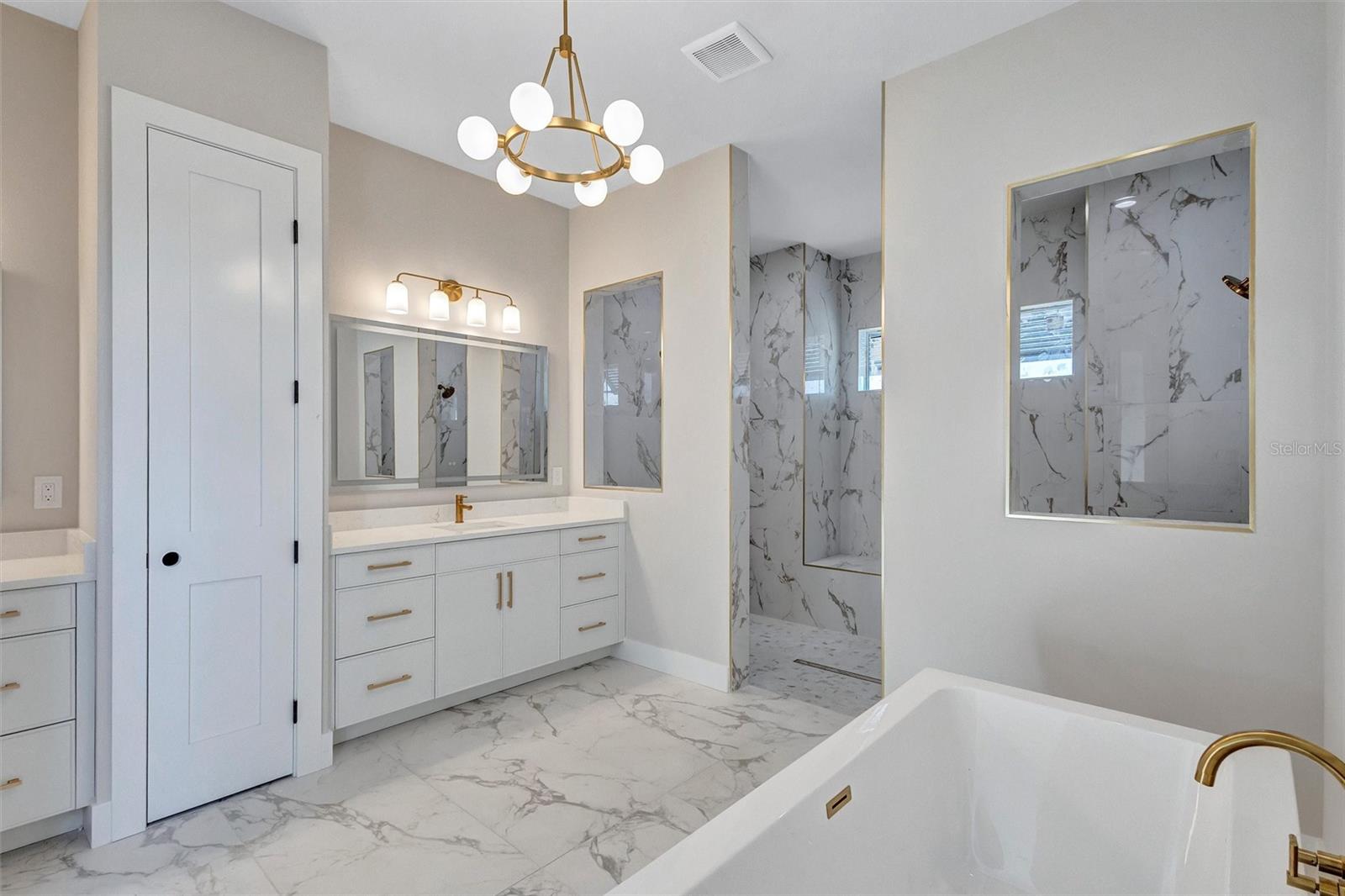 TWIN RIVERS PH V-A4 - Residential