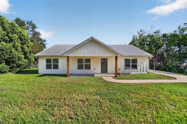 524 NW 1ST AVE, WILLISTON, FL 32696 - Image 8370652fcda436e1b182cfd5b5cfc1dc/1786093879