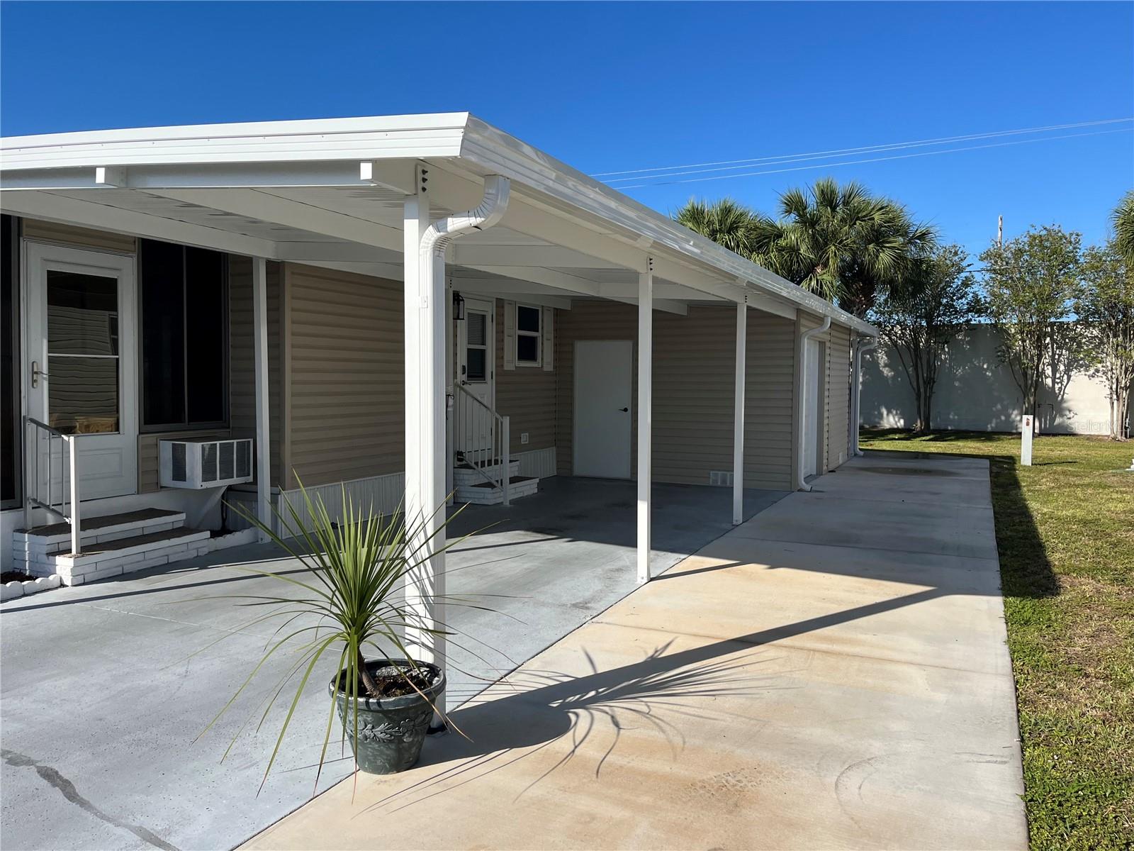 VENICE ISLE - Residential