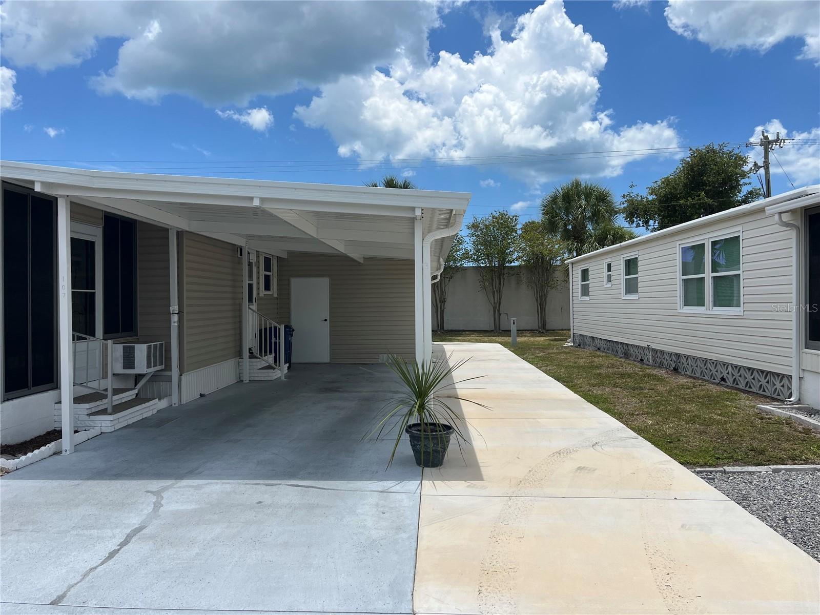 VENICE ISLE - Residential