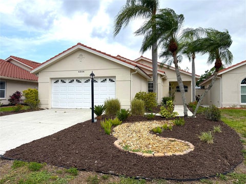 Photo of 4304 Marcott Circle, Sarasota, FL 34233 (MLS # C7528015)
