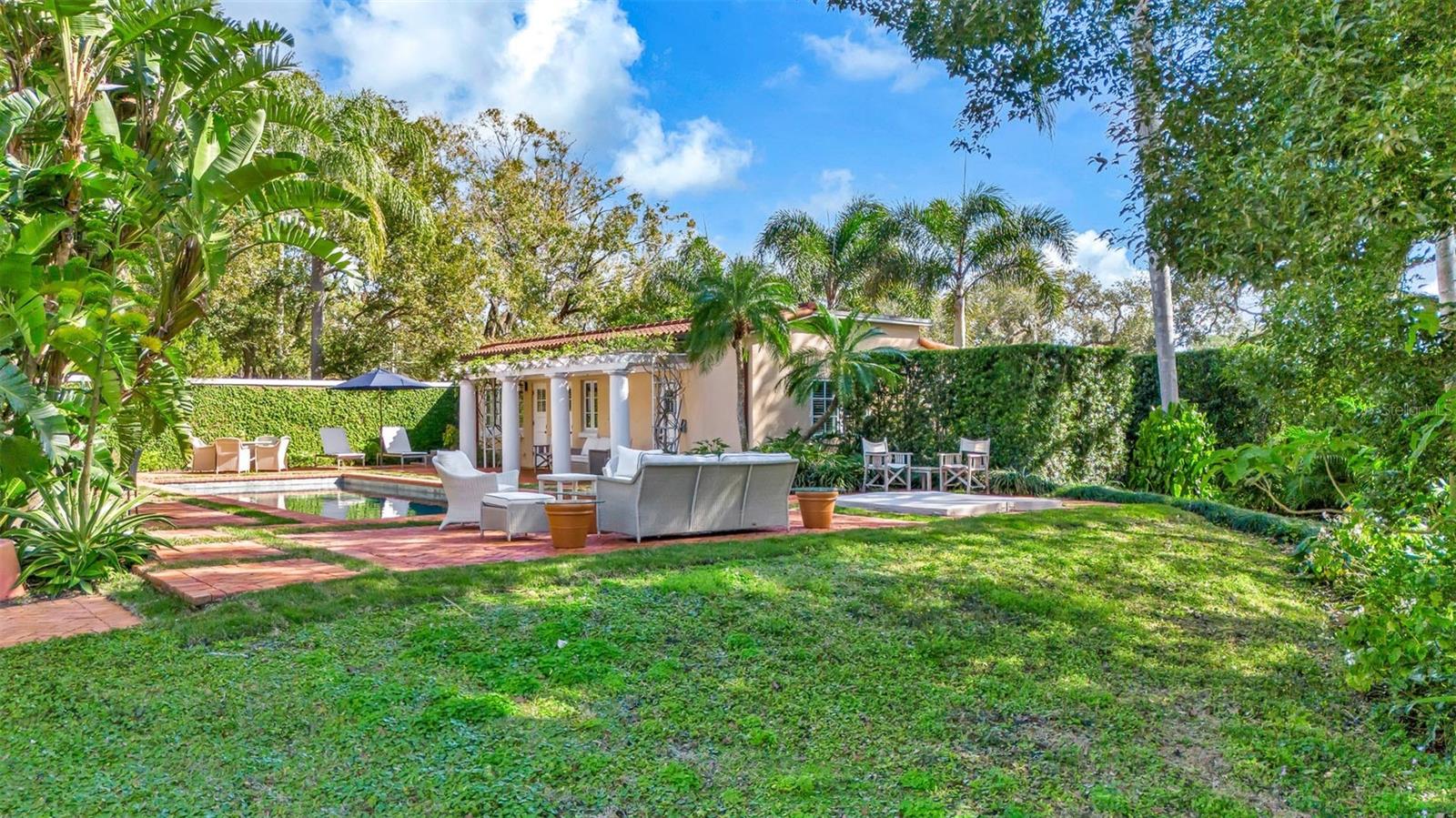 2300 N SCENIC HIGHWAY 6