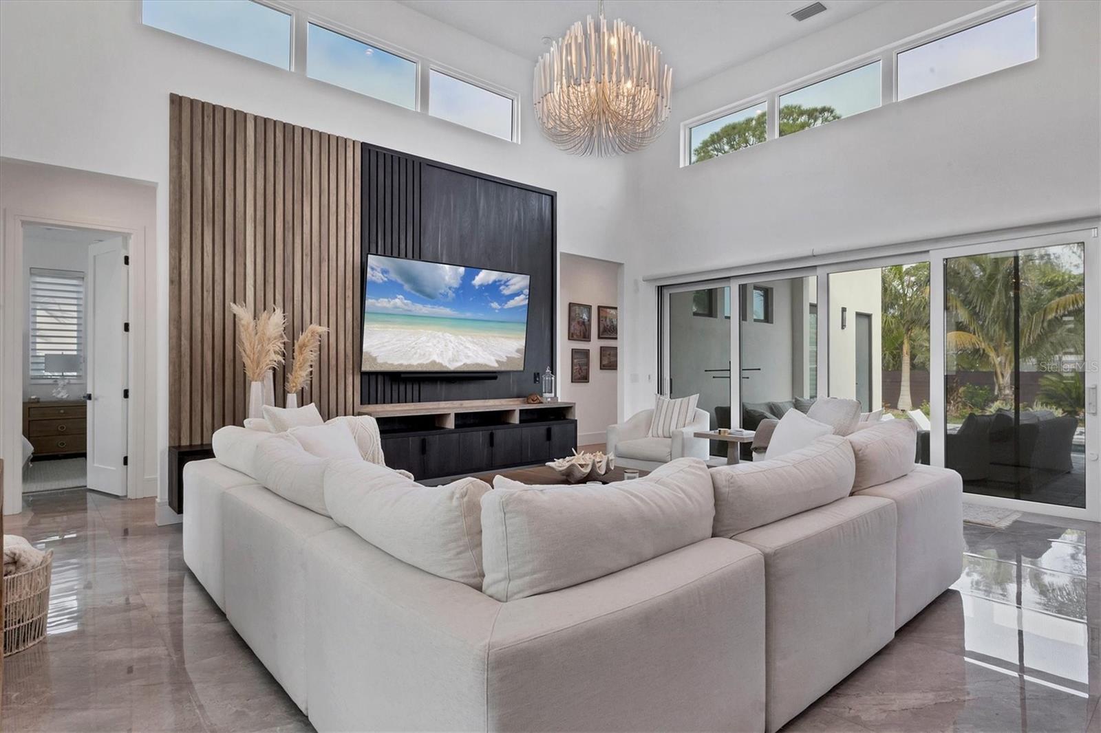 SHORELINE - Residential