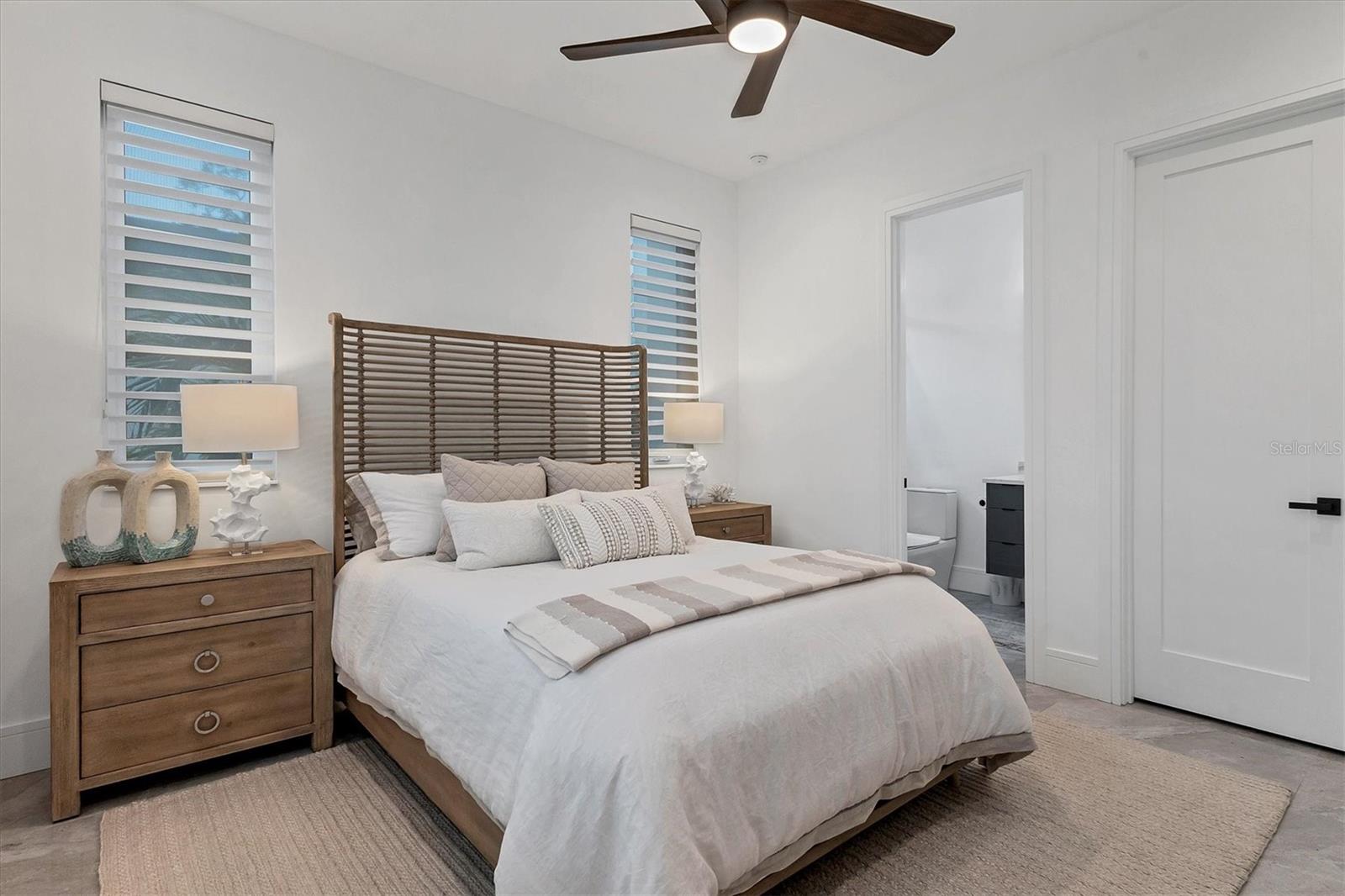 SHORELINE - Residential