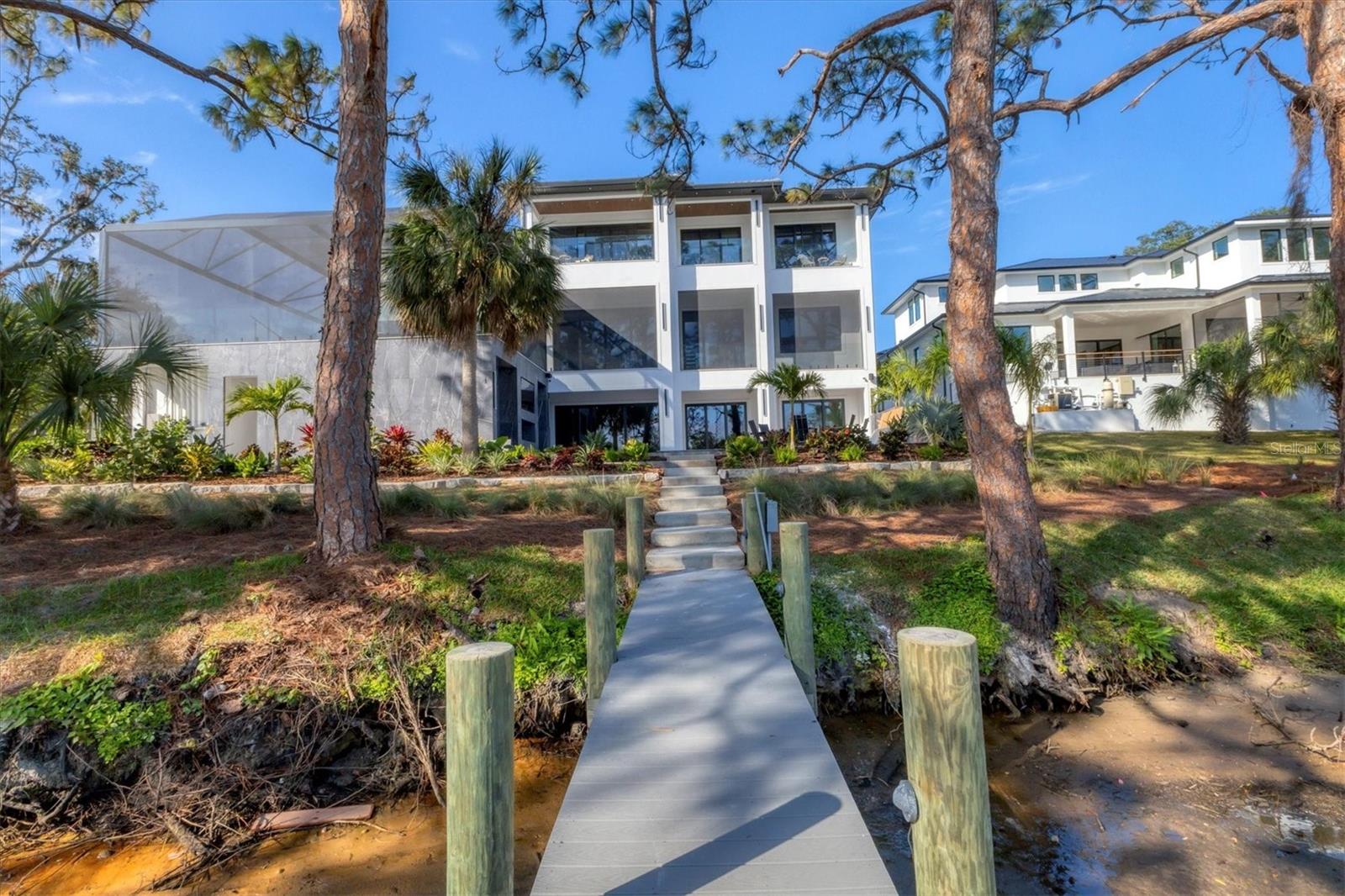 SHORELINE - Residential