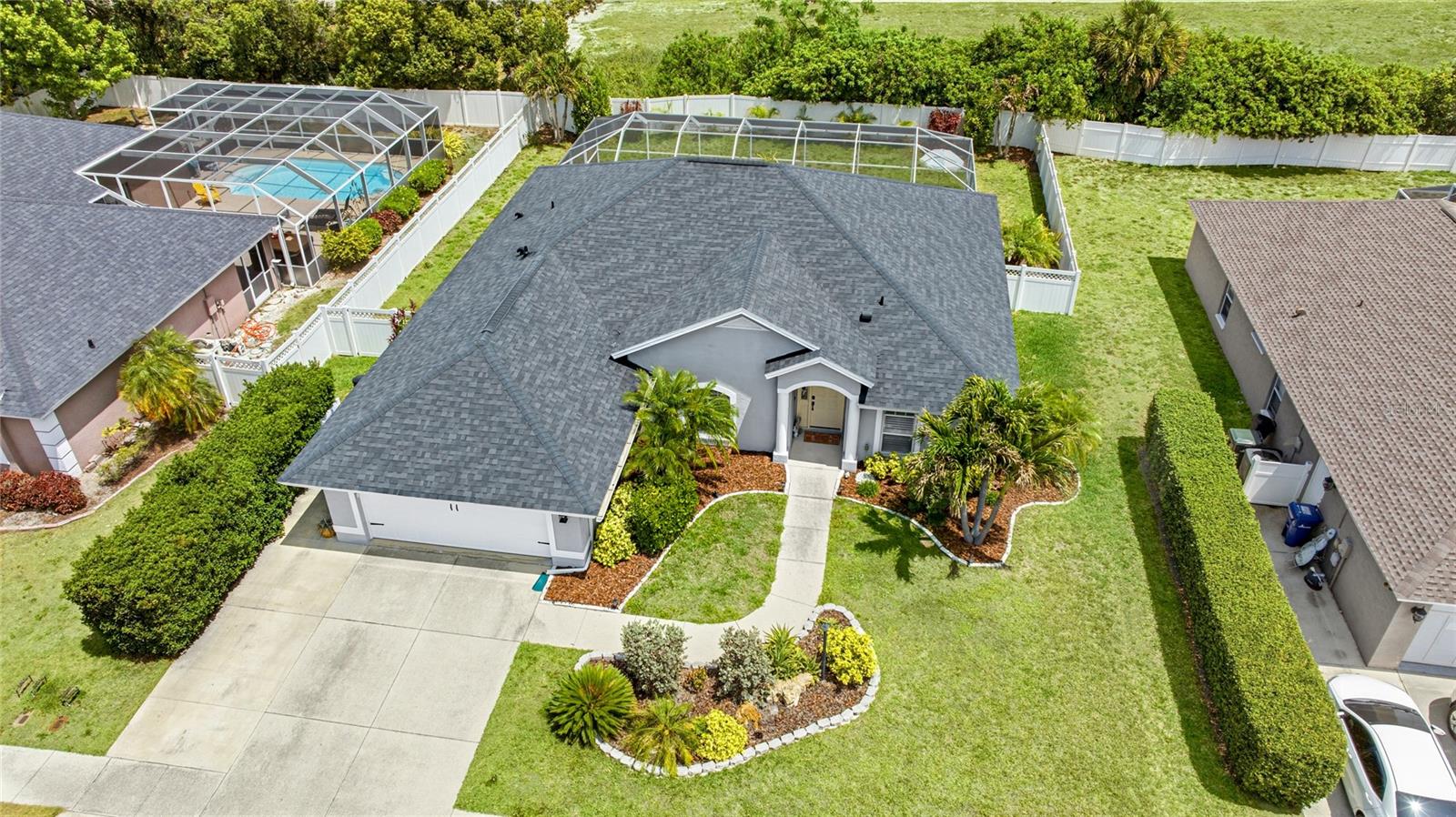 GROVE POINTE - Residential