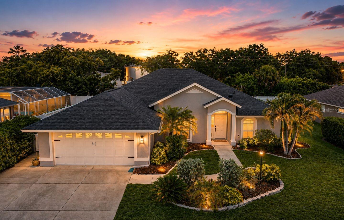 GROVE POINTE - Residential