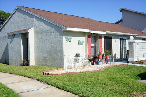 Photo of 49 Pine Island Circle, Kissimmee, FL 34743 (MLS # O6395989)